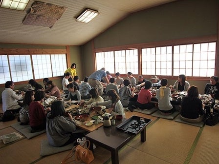 中部発 日帰り 牡蠣で有名な鳥羽浦村産!カキフライも食べ放題!人気の「焼き」「蒸し」「フライ」牡蠣食べ放題とVISONでのお買物2